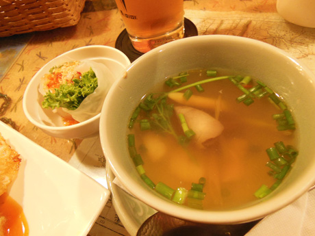 春巻きとスープ