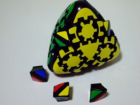 GearMasterPyramorphix_003