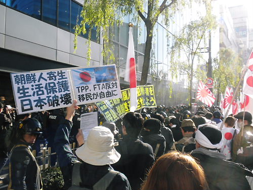 移民政策糾弾デモin銀座20131201