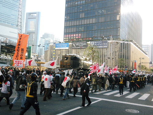 移民政策糾弾デモin銀座20131201