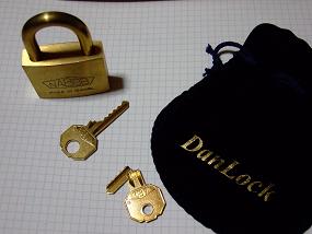 DanLock_002