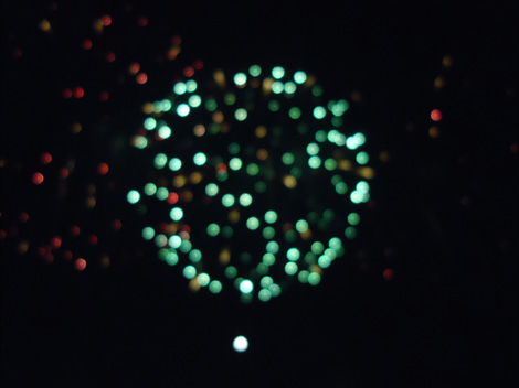 １　宇宙との対話（花火）