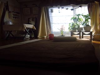 004_R.jpg