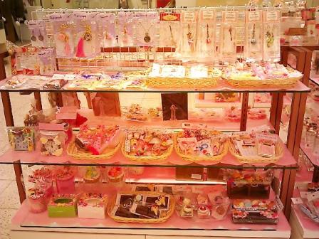 8月東急百貨店さっぽろ店ピンク・ベリー催事会場7