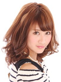 2014年の冬もゆるふわカールのヘアスタイルや髪型が人気
