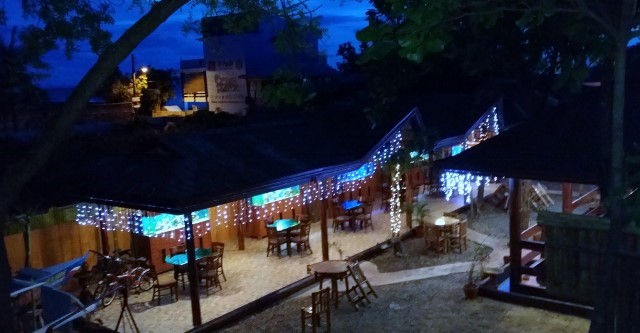夜のレストラン