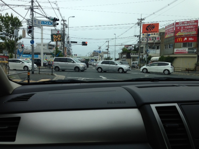日産ティーダ　北大阪ペーパードライバースクール