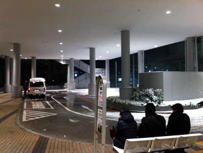 2月14日_タクシー乗り場