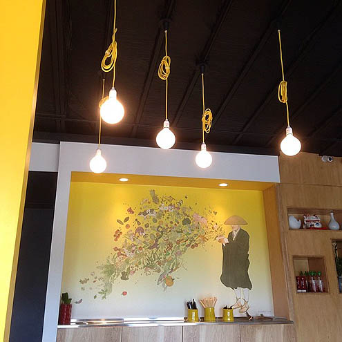 YelloFever_interior_x