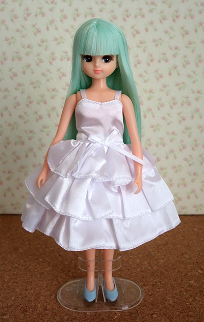 ミルキーブルー髪のリカちゃん