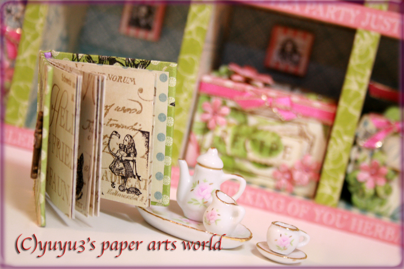 yuyu3TeapartyinAlice6.jpg