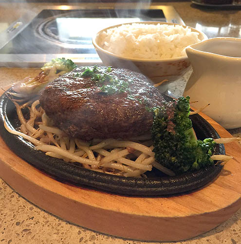 デミグラスが旨い新撰組のハンバーグ