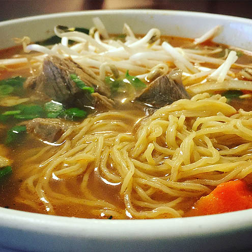 ビーフシチューヌードル@HuongVi