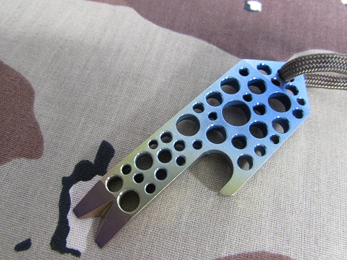 アトウッド Perforated Prybaby Rainbow