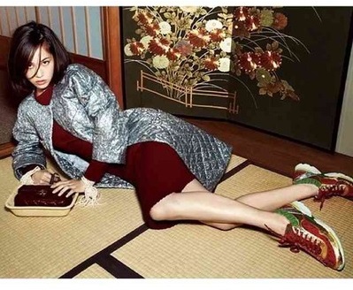 米国+韓国のハーフ。畳で土足。これがカッコイイと思ってんのか？！舐めとったらアカンぞ。