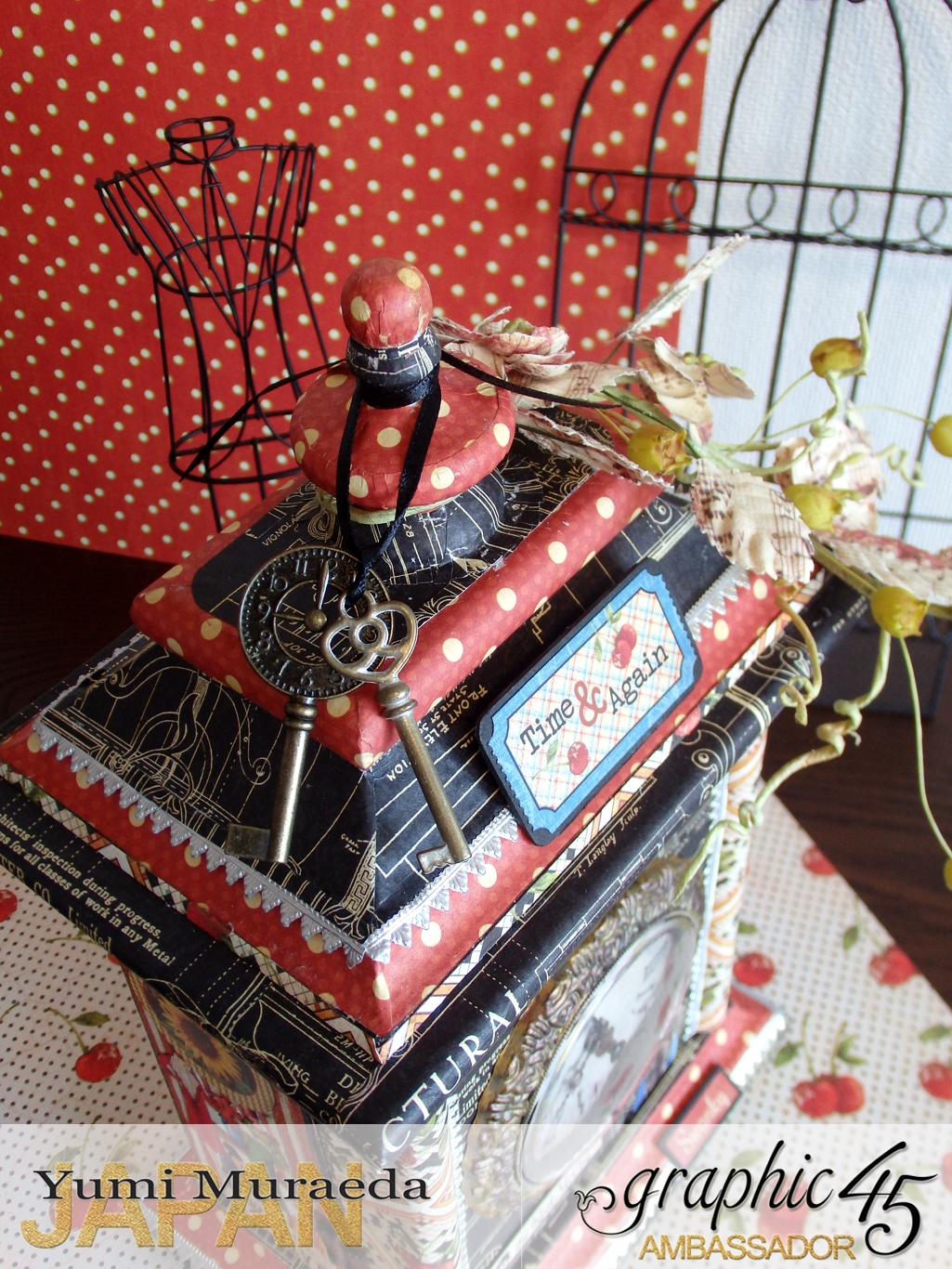 18Up Cycle Graphic45 DIY Craftpaper with Times Nouveau Secret Clock by Yumi Muraeada Product by Graphic 45 Photo