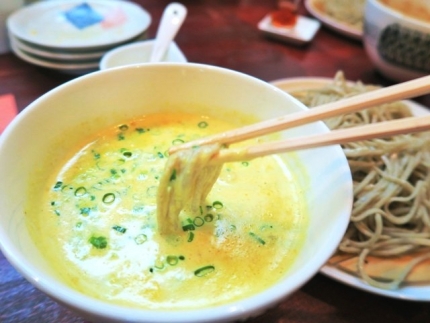 16-7-5　そばカレーたべ