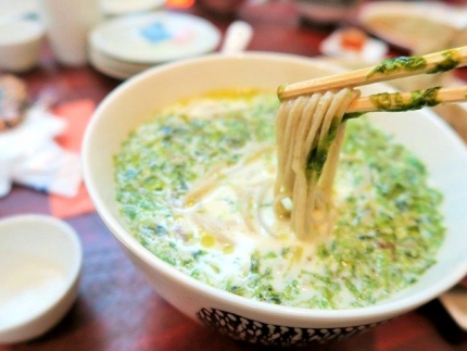 16-7-5　そば花巻きたべ