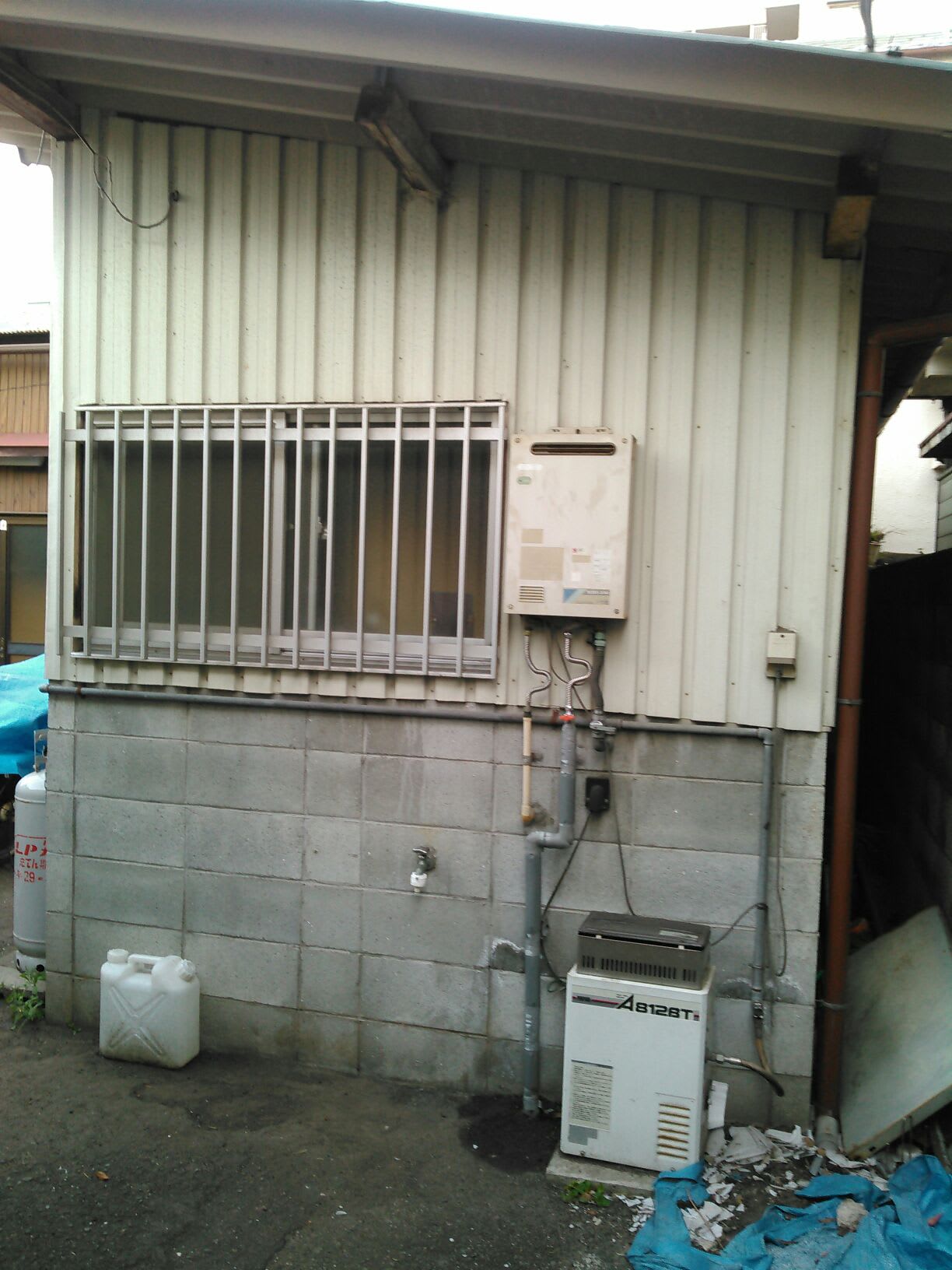 ガス給湯器 水漏れ修理 １９８円 エイちゃんのブログ
