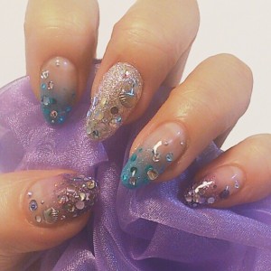 Cenbless　ラメホログラデーションジェルネイル☆