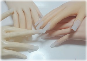 Cenbless　ネイルハンド君