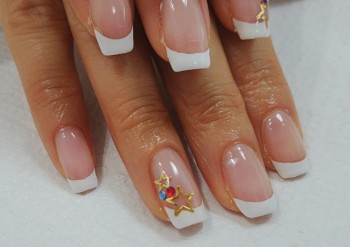 Cenbless　スクエアオフフレンチネイル