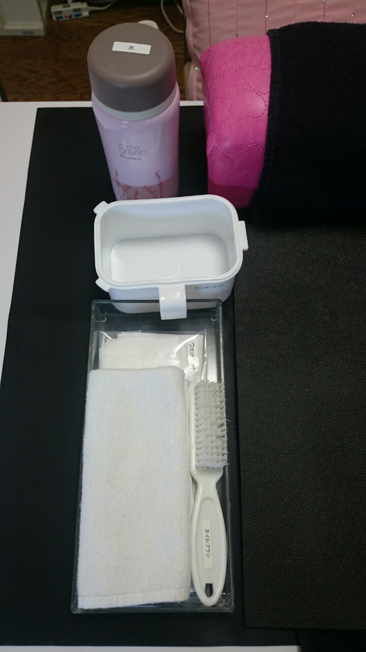 Cenbless　ネイリスト技能検定1級テーブルセッティング（セットボックス左）