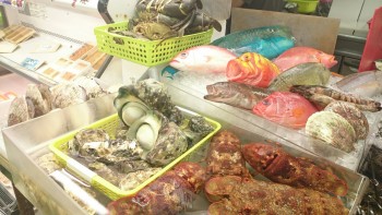 Cenbless　第一牧志公設市場　魚久鮮魚