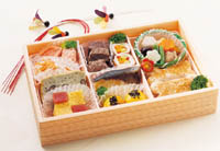 わんちゃんも開けてびっくり！？セブン－イレブン・ジャパンの犬用おせち料理