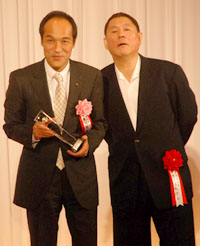 (左より)東国原知事、ビートたけし