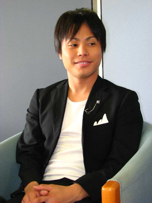 http://contents.oricon.co.jp/upimg/news/20071011/48738_200710110996631001192087362c.jpg