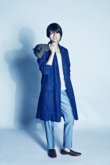 古川雄輝、役衣装での全身ショット（C）テレビ朝日 