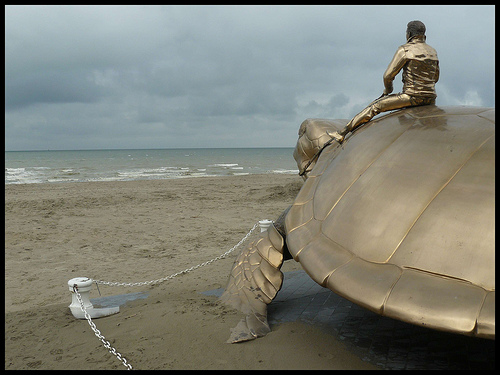 Searching for Utopia (chained) / peterc8800