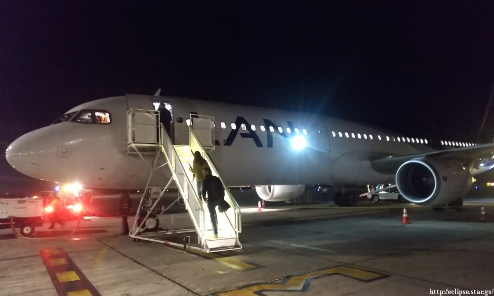 LATAM航空サンチアゴ行き