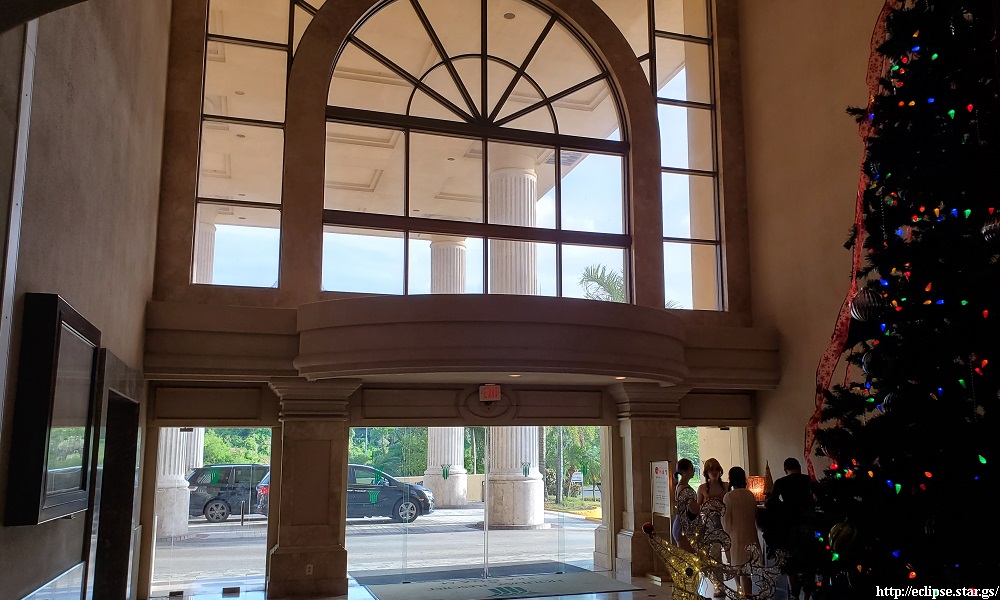 Holiday Resort entrance