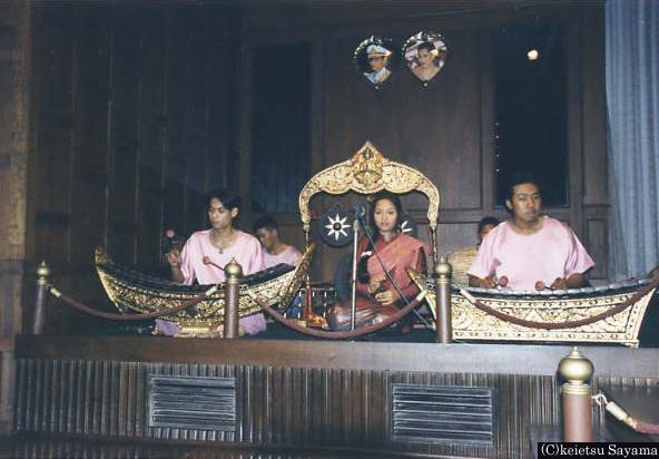 タイ民族舞踊