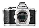 OLYMPUS デジタルマイクロ一眼カメラ OM-D E-M5 ボディ シルバー 1605万画素 144万ドット電子ビューファインダー 5軸対応手ぶれ補正 防塵 防滴 OM-D E-M5 BODY SLV