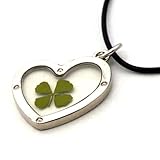 本物の四葉のクローバーを使用   四葉のクローバー・ネックレス(ハート)