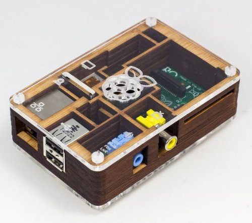 Pibow Timber パイボー ティンバー Raspberry Pi 木のケース