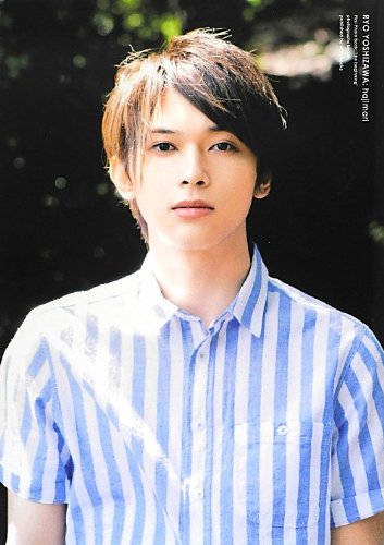 吉沢亮 ファースト写真集 『 はじまり。 』 [単行本（ソフトカバー）] / Sai (写真); ワニブックス (刊)