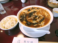 華珍楼　辛、酸っぱいつゆそば