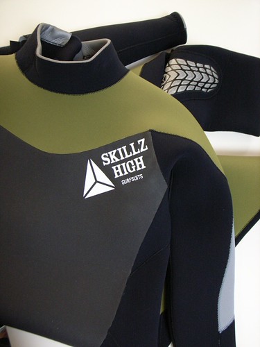 SKILLZHIGH SURFSUITS [SHY model]