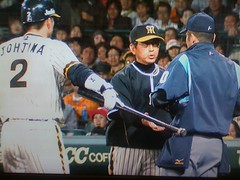 今日は行きます!ジョージョーの抗議