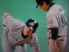 ん？ジョー腰痛めた？