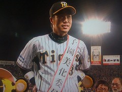 ヒーローは決勝ホームランの甲子園美化委員長。必死のパッチや!