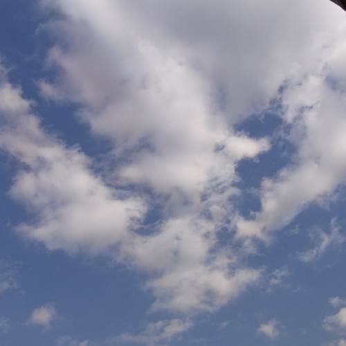 今日の空