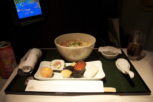 JAL First class midflight snack