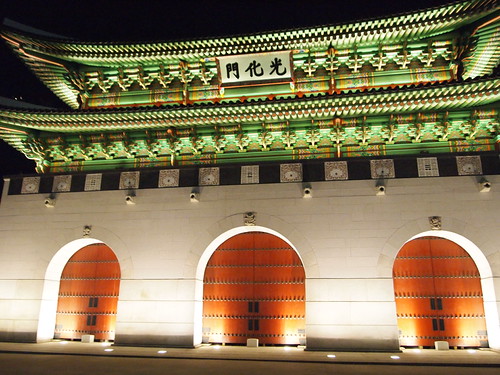 夜の光化門　韓国