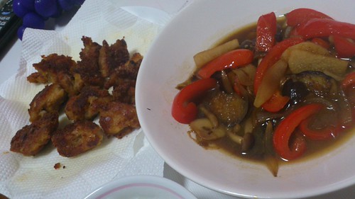 唐揚げ・野菜の黒酢炒め