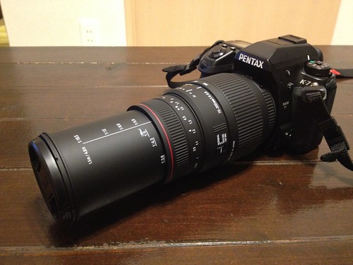 Sigma Apo 70 300mm F4 5 6 Dg Macro 僕とレンゲとポインター